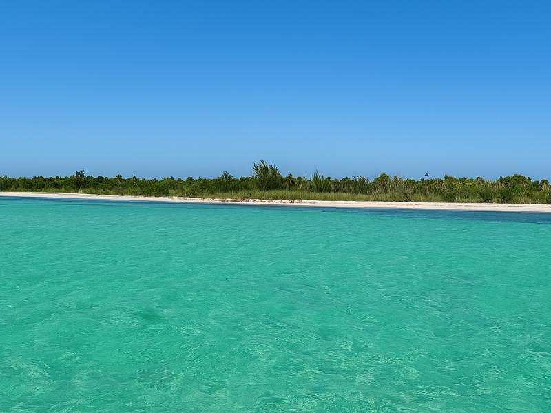 Cozumel: 3 Reefs Boat Tour with Snorkeling & Drinks